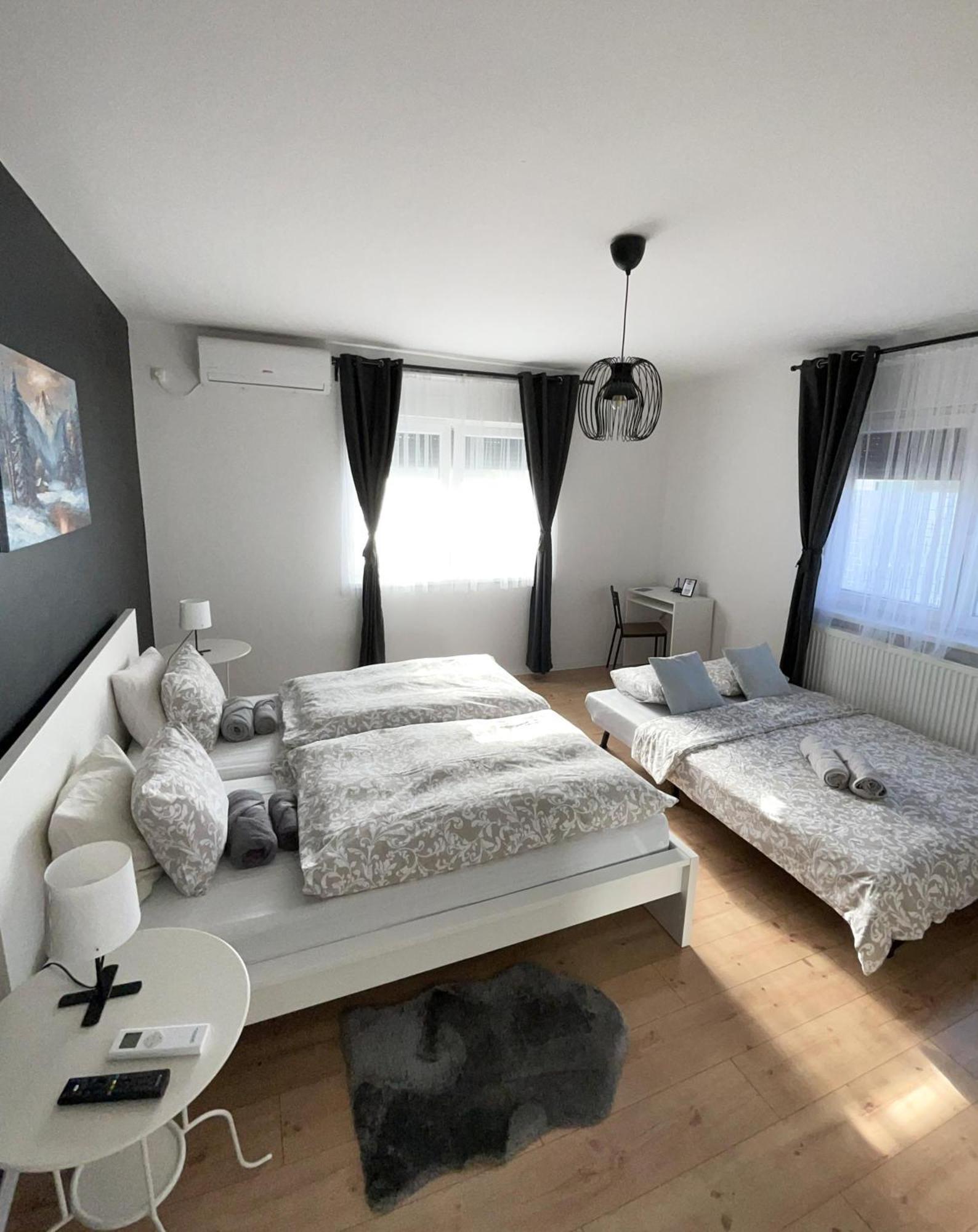 4 Stars Apartments Near Airport Velika Gorica Exterior photo